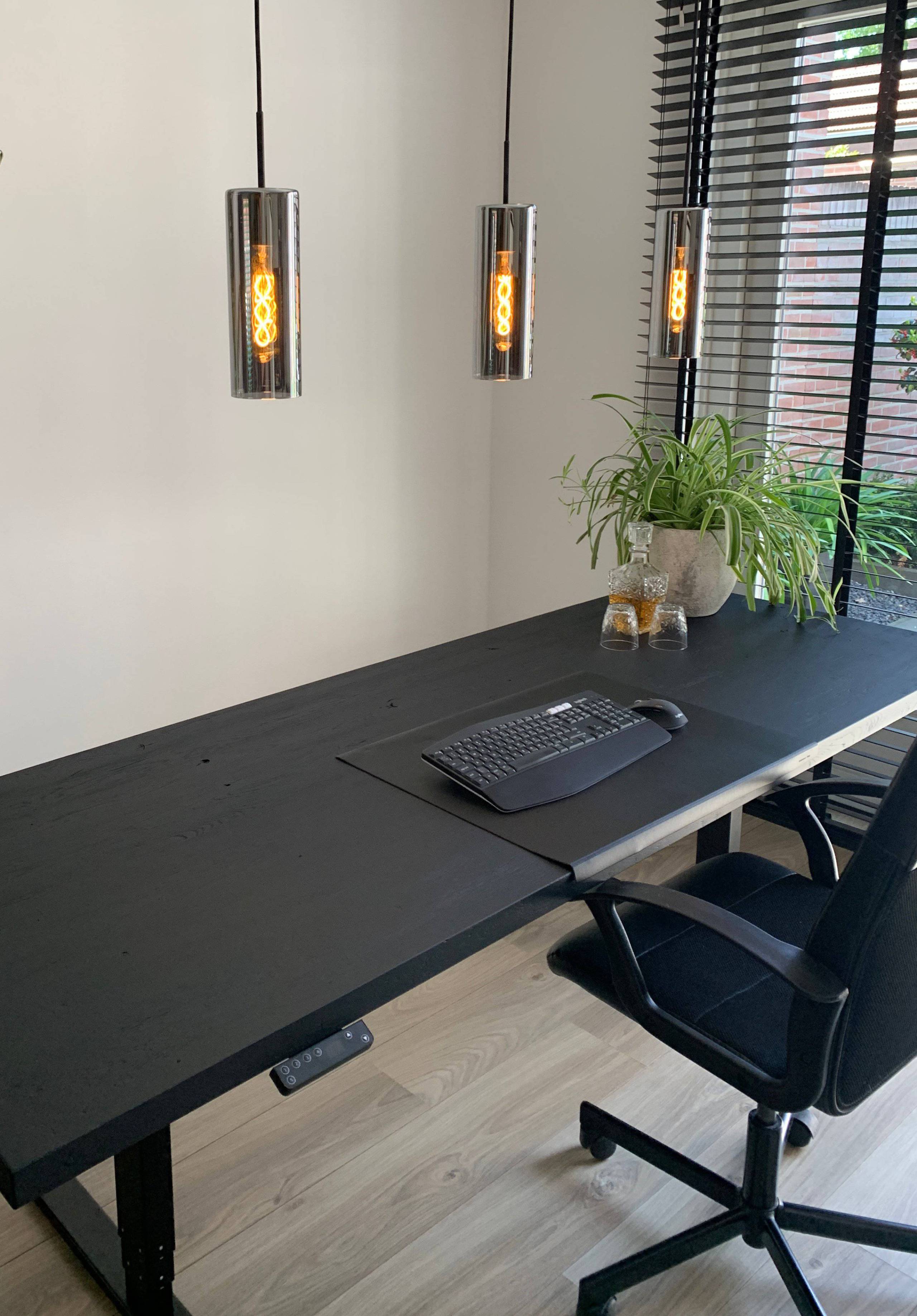 Zwarte design meubelen kantoor